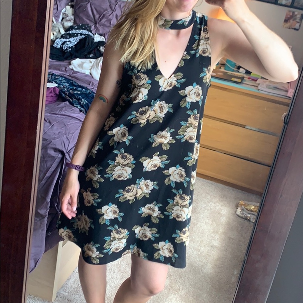 Navy blue, flouncy floral dress